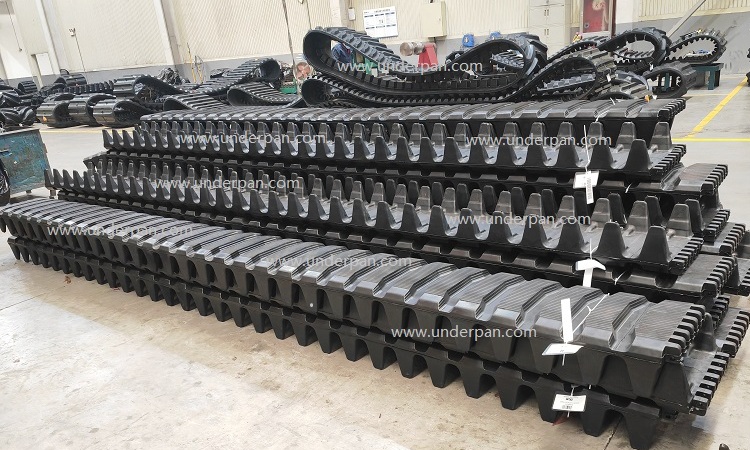 https://www.crawlerundercarriage.com/rubber-track/