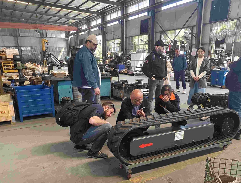 YIJIANG track undercarriages